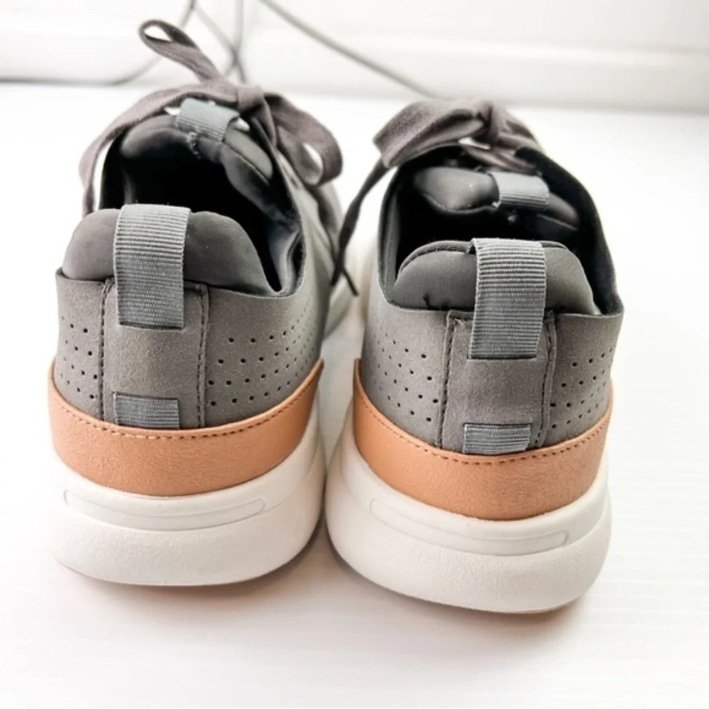 Steve Madden steve madden